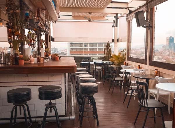 Apache at Click Clack Hotel